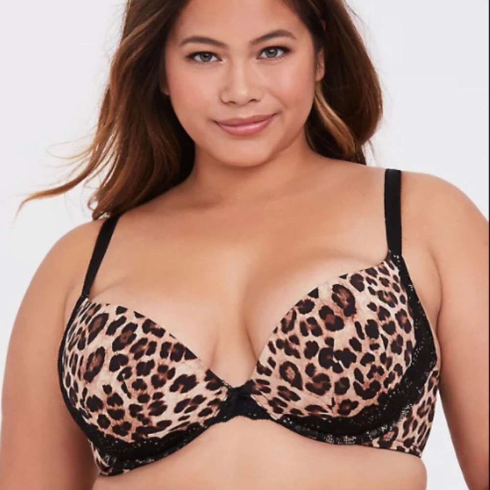 NWT Torrid Leopard Black Lace Push-up Plunge Bra